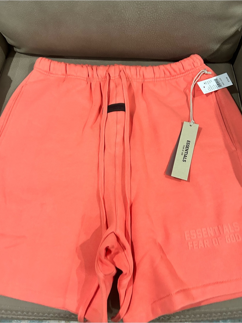 ESSENTIALS Coral Set - Picture 9 of 12